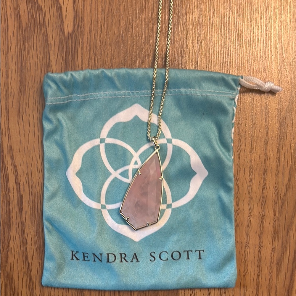Kendra Scott Rose Quartz Pendant Necklace